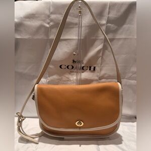 RARE Vintage Tan Coach Spectator City Bag #9667 - Very Clean